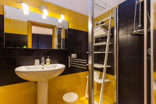 Marina ResArt Rooms & Suite image 9